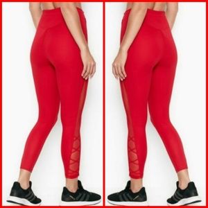 Victoria Secret Incredible Essential Leggings
